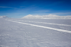 065_63b7771