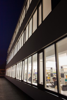 Bibliotheque 6